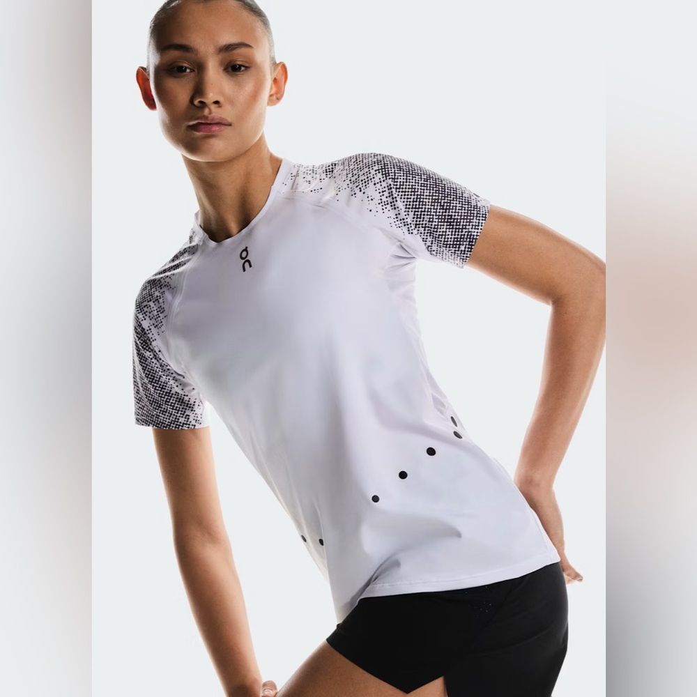 NWT [On Running] Cloud Ultra-T White Iron Short-Sleeve T-Shirts Women’s X-Large - Picture 4 of 12